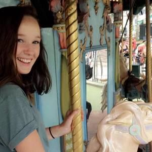 Meet your Posher, Devin